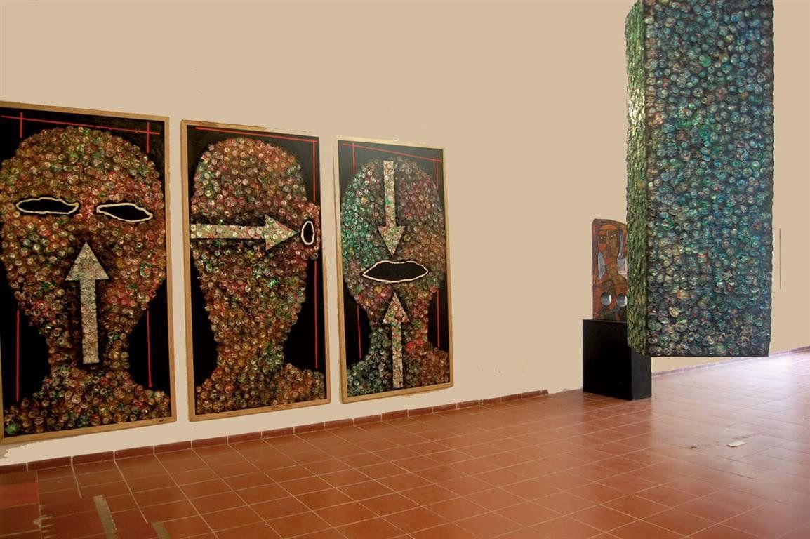 Obras expuestas del artista visual cubano Eduardo Roca "Choco".