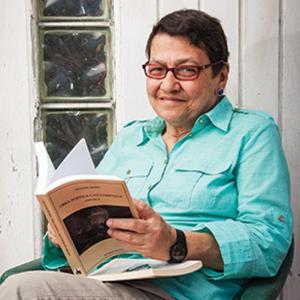 Escritora cubana Lilliam Moro, revista cultural cubana independiente Árbol Invertido