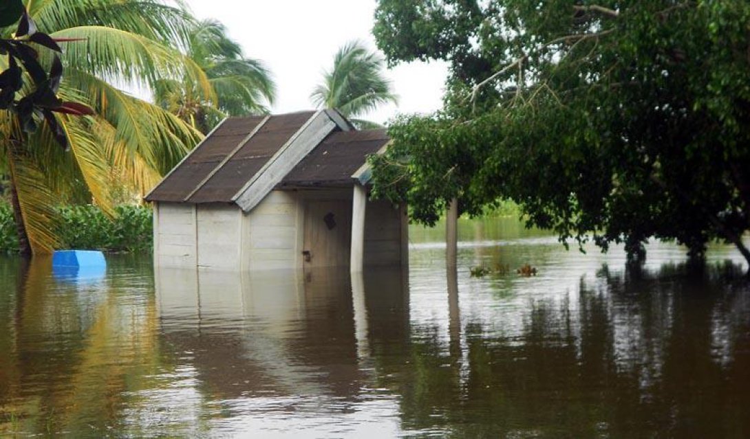 Casita inundada. Foto: Yaudel Estenoz