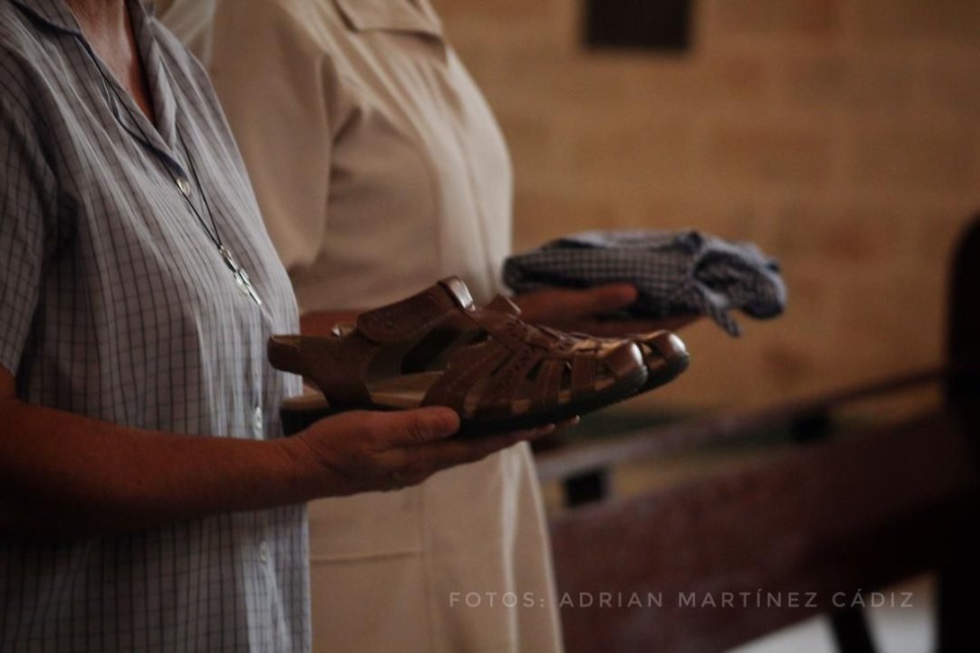 Iglesia basílica caridad Habana zapatos oraciones 3