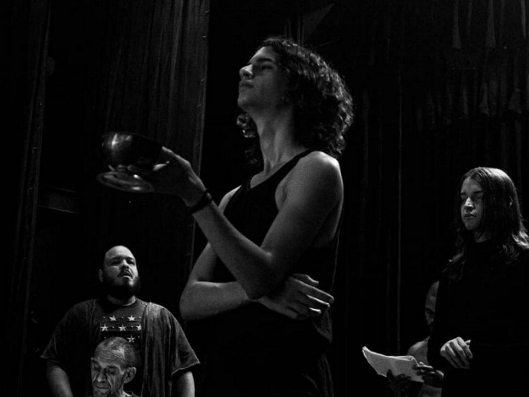 Perséfone Teatro en los ensayos de la obra Ricardo II.