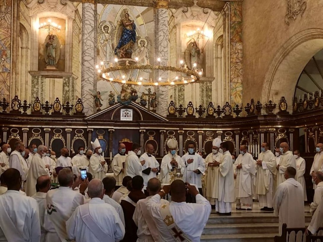 sacerdotes