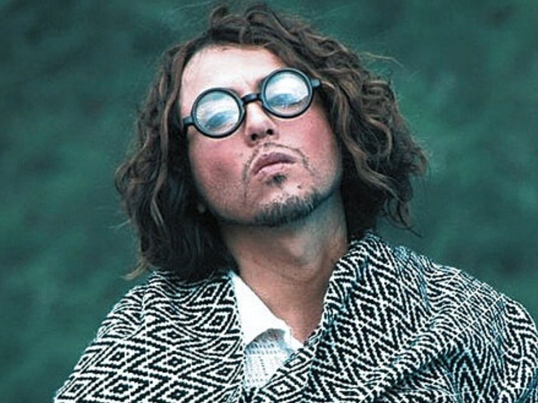 Hombre con espejuelos