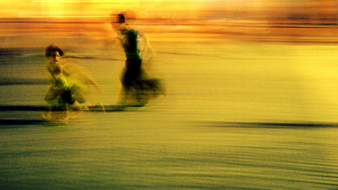 Figuras fantasmagóricas (lente fuera de foco)