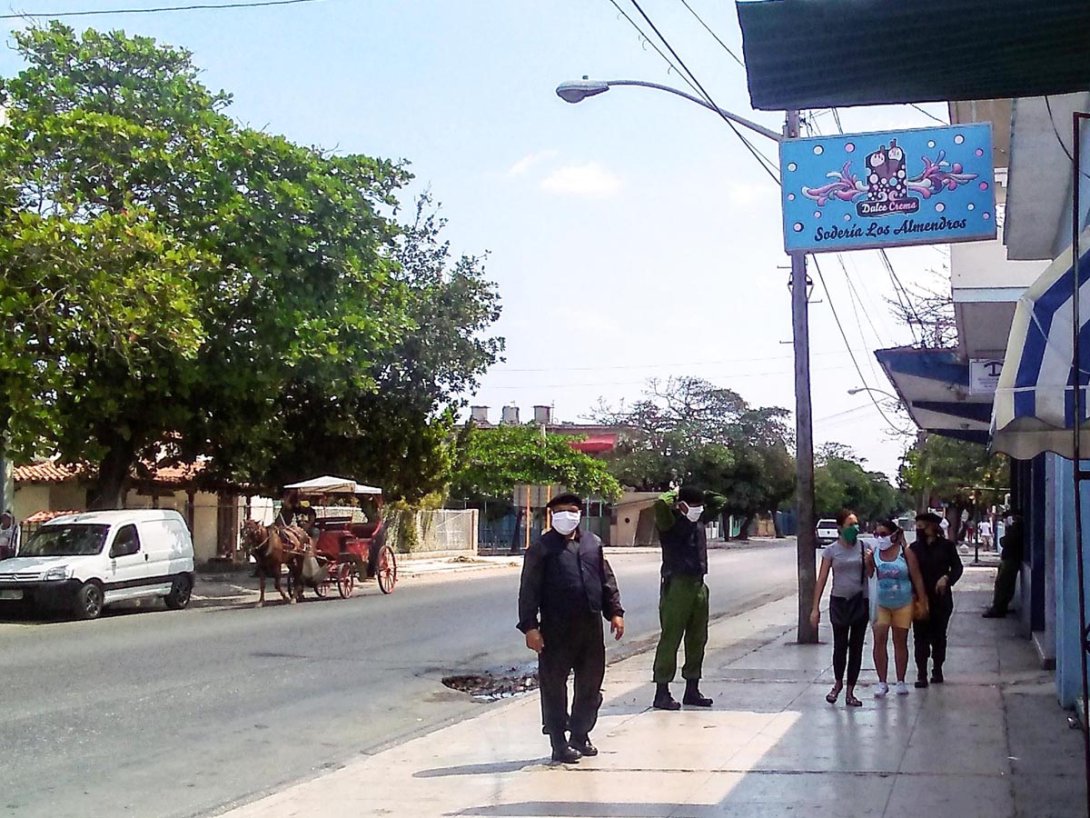 Policías en La Habana