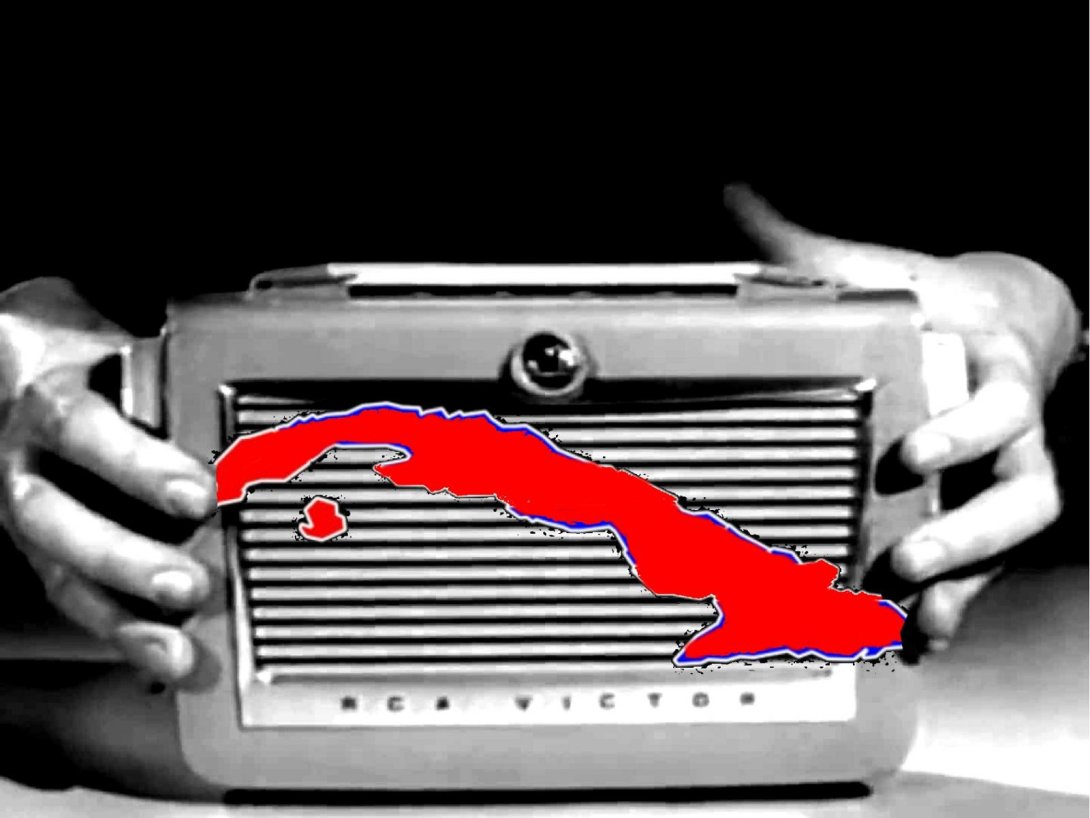 Radio RCA Víctor con mapa de Cuba.