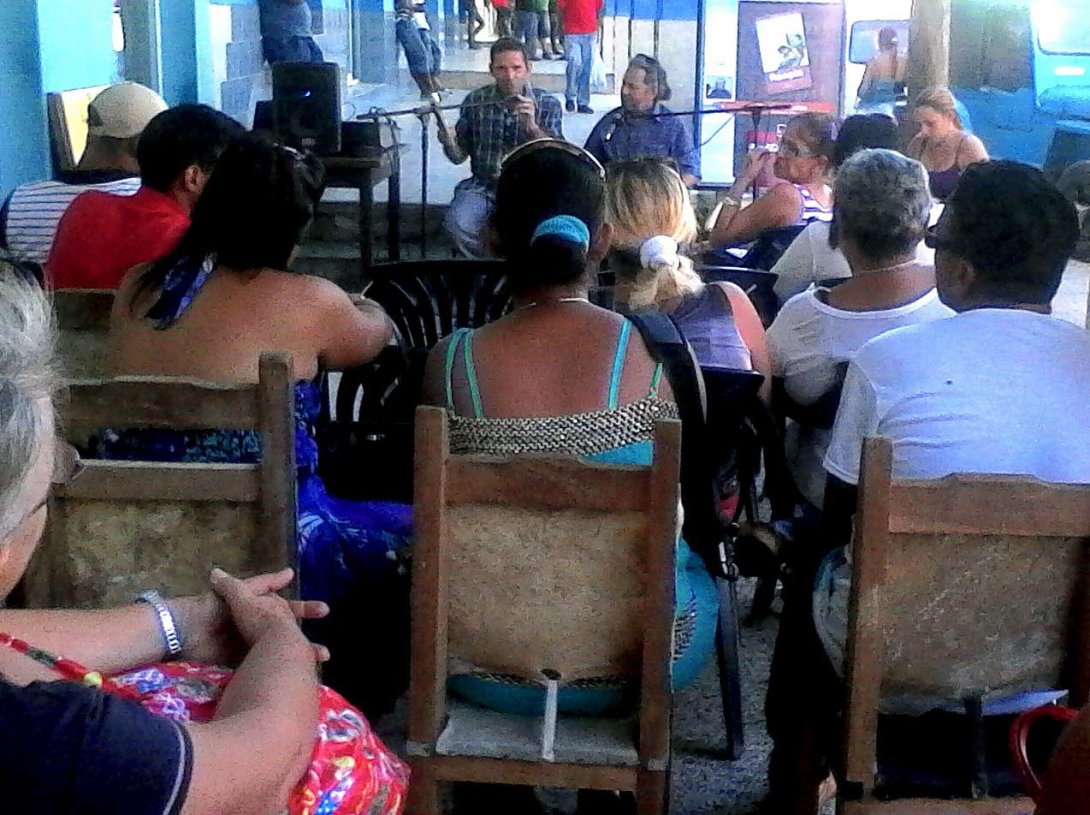 Presentacion de libros en Santa Clara