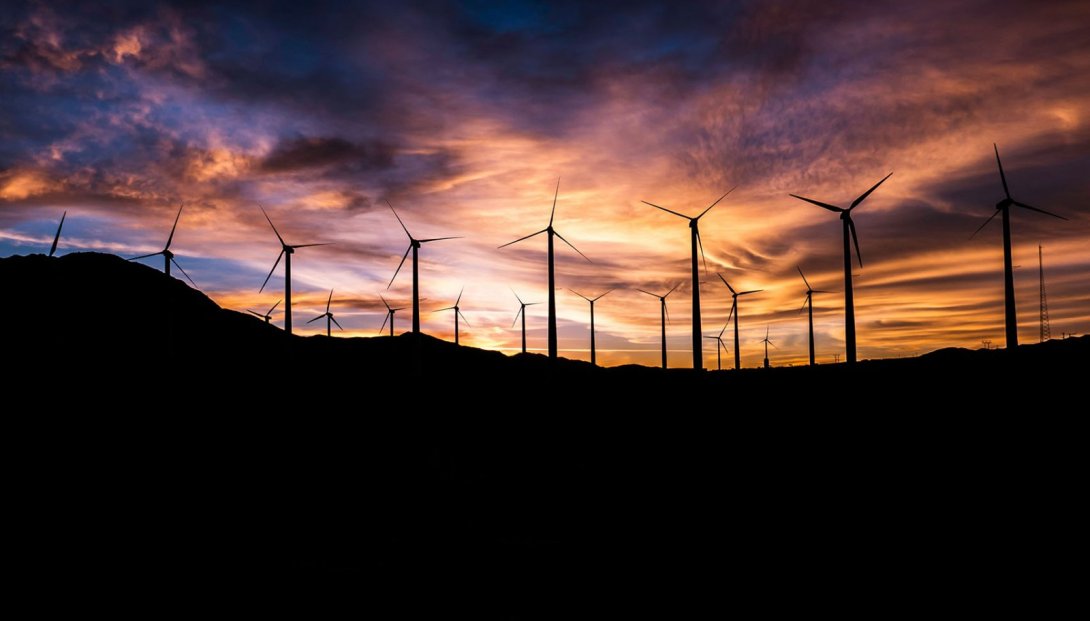 Aerogeneradores en un parque eólico. Foto; Master Wen (Unsplash)
