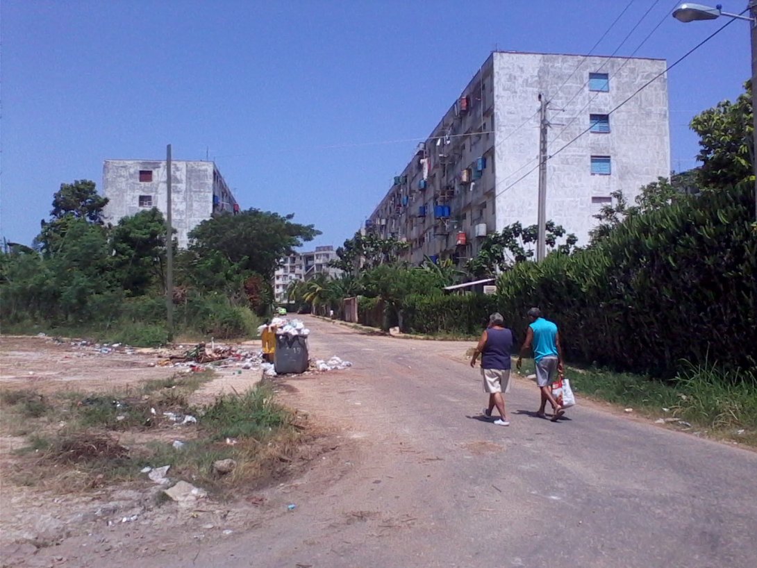 Zona residencial de Alamar, municipio Habana del Este, Cuba.