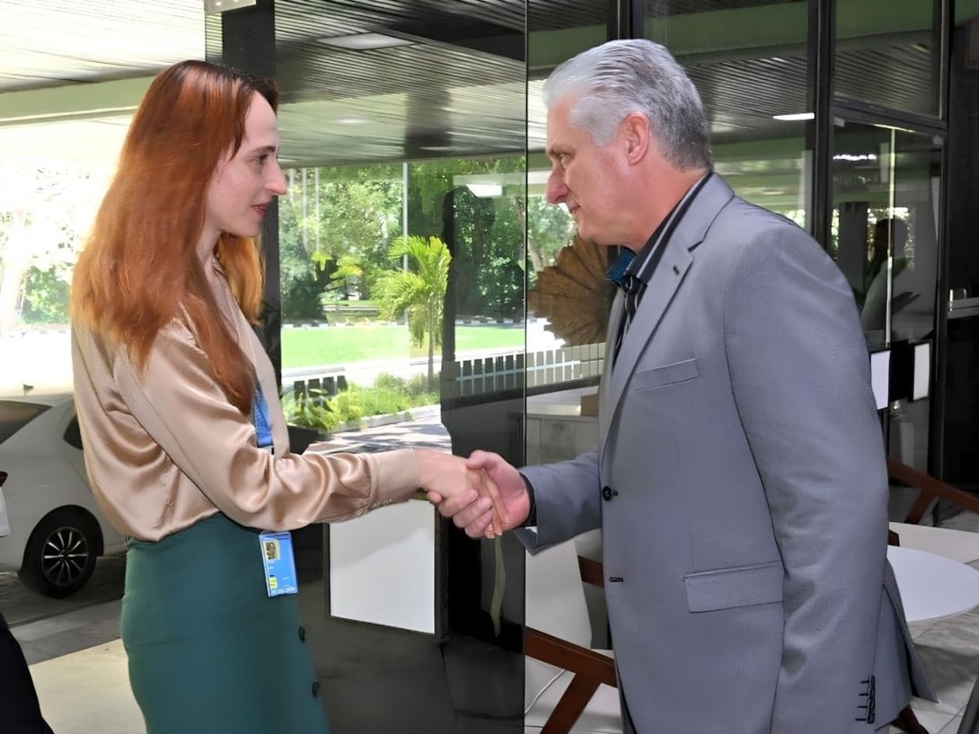 Alena Douhan, relatora especial de la ONU y Miguel Díaz-Canel (5 de mayo de 2023).