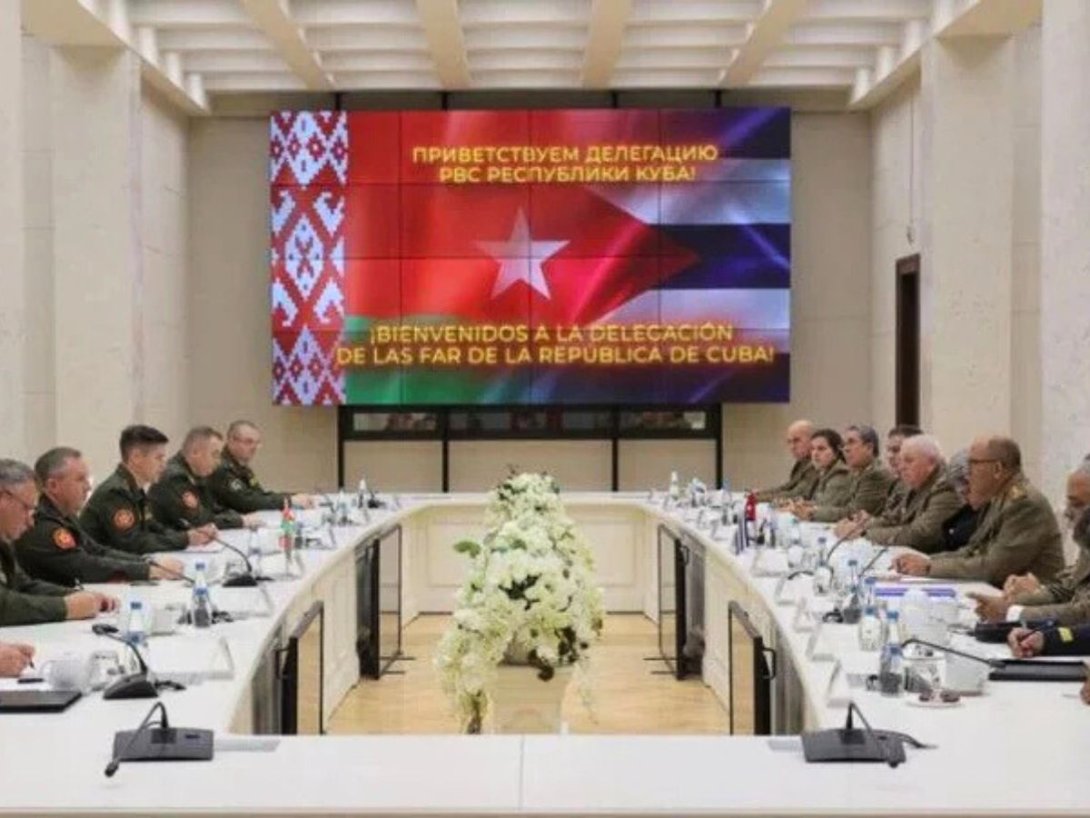 Reunión entre altos jefes militares de Cuba y Bielorrusia (2025).