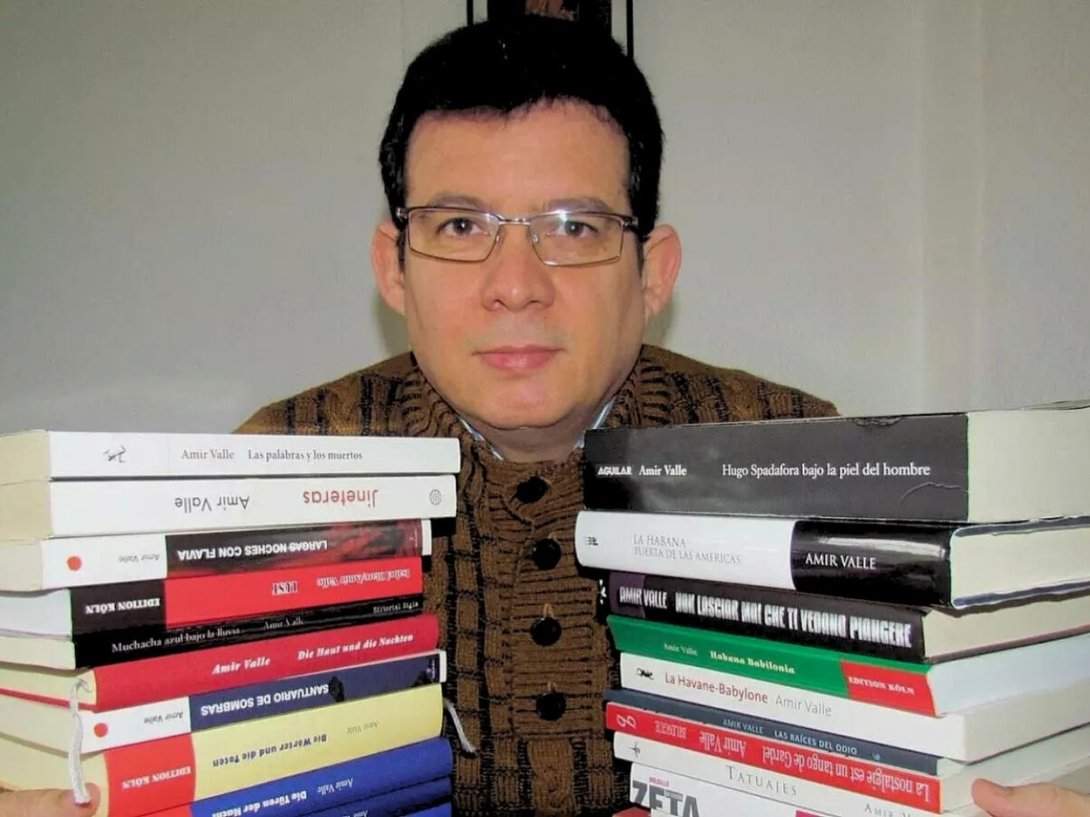 El escritor y periodista Amir Valle (Cuba).