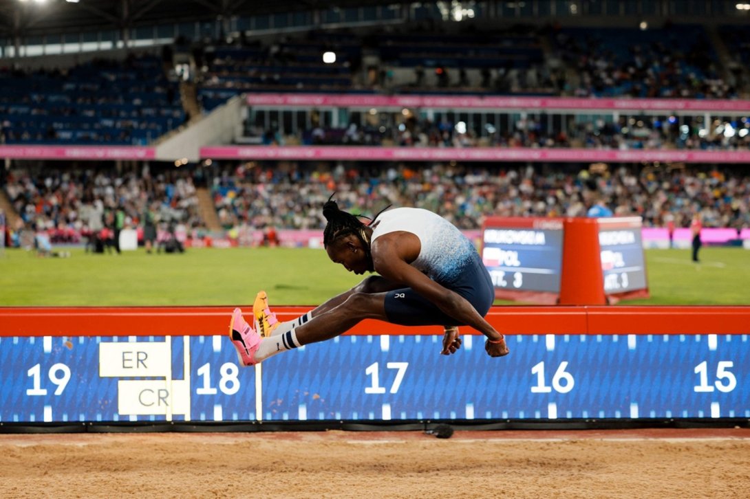 Andy Díaz durante la final de triple salto de Birmingham 2026 (16 de agosto de 2026).