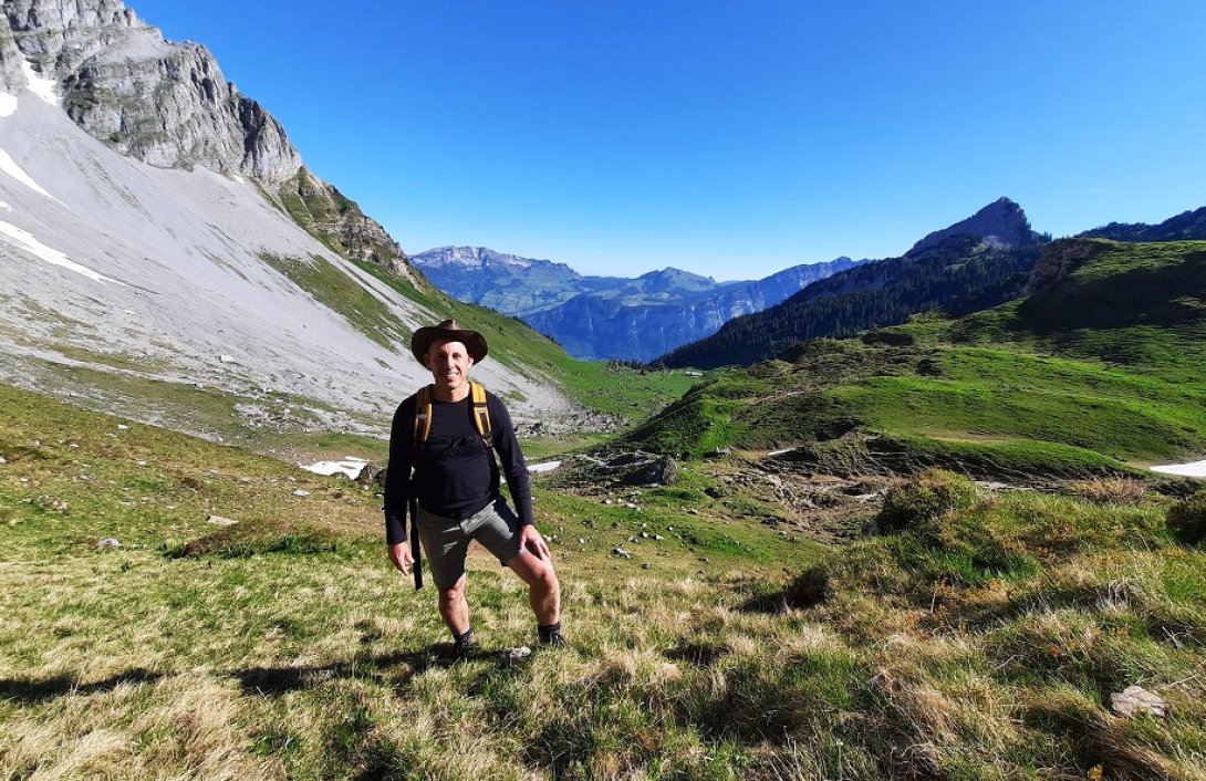 El biólogo y ambientalista cubano Ariel Ruiz Urquiola.