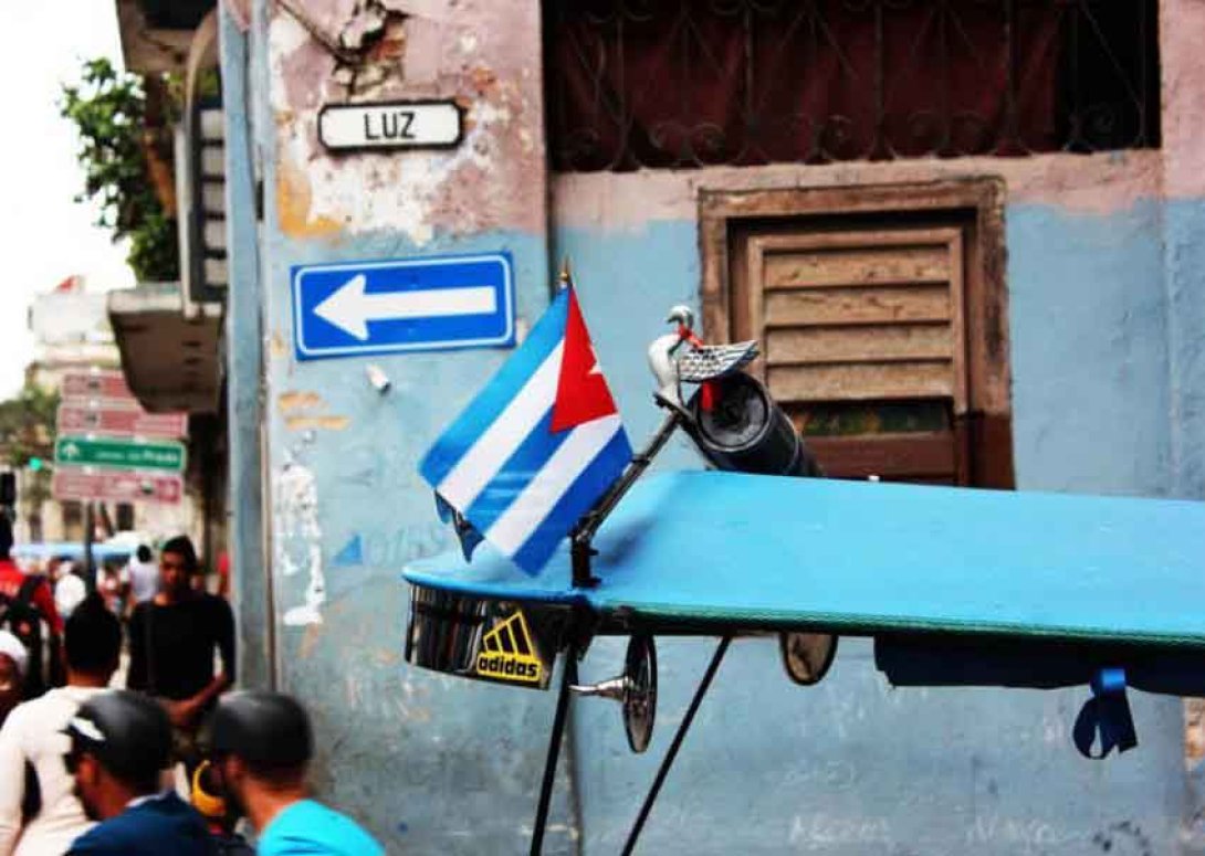 Bicitaxi cubano. Foto: Francis Sánchez