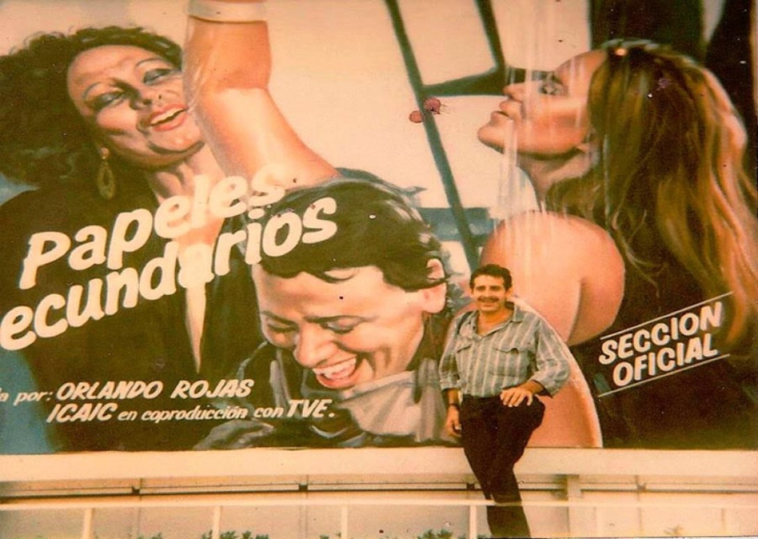 Orlando Rojas, director de la película "Papeles secundarios" (1989)
