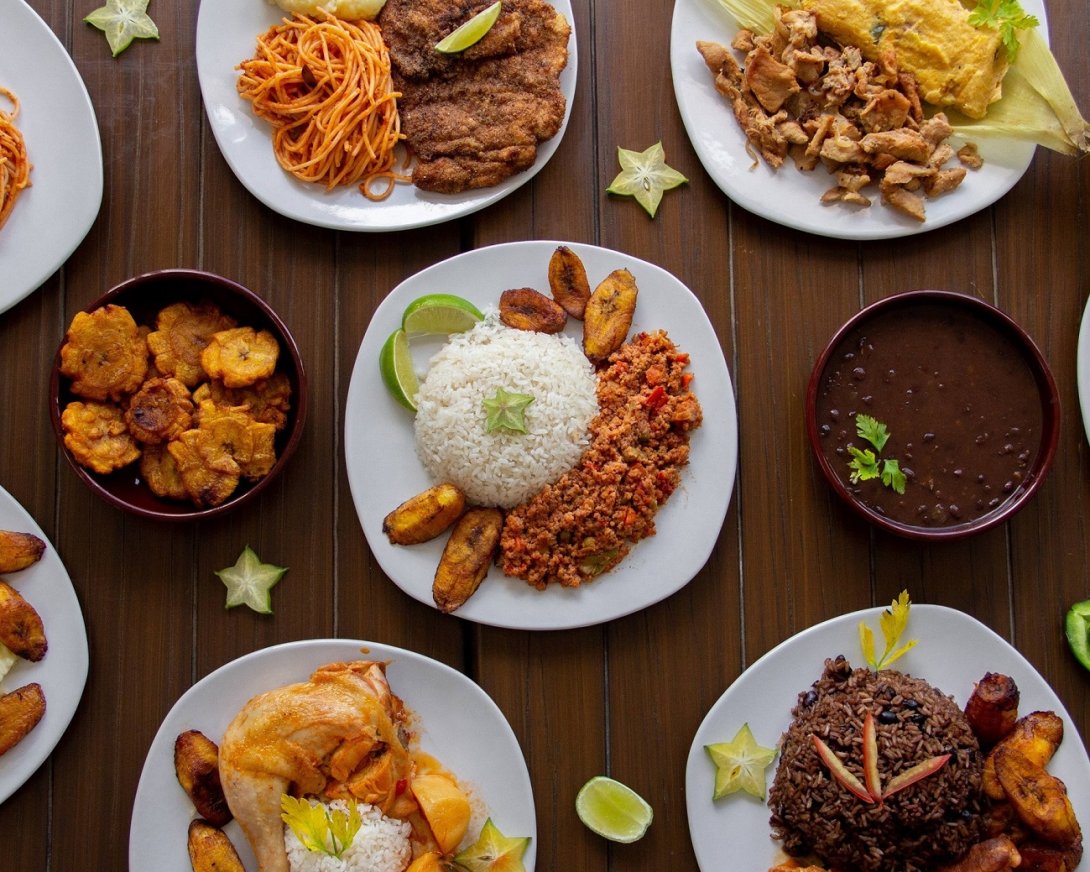 Platos típicos de la cocina cubana.