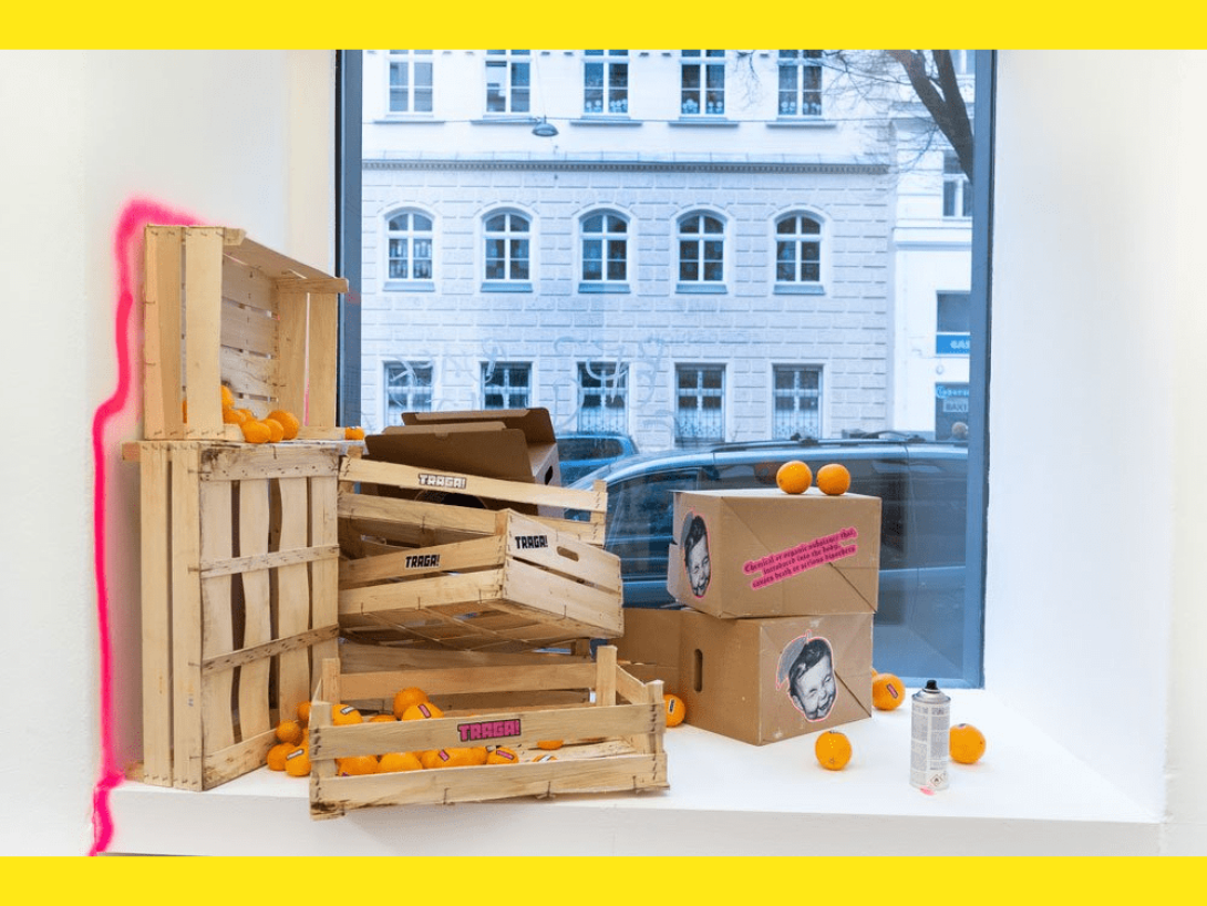 Piezas expuestas como parte de la exhibición "Obsession".