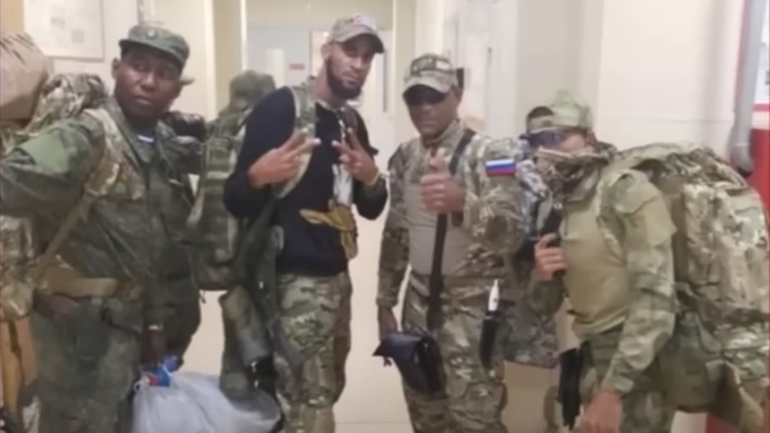 Soldados cubanos en el Ejército ruso.