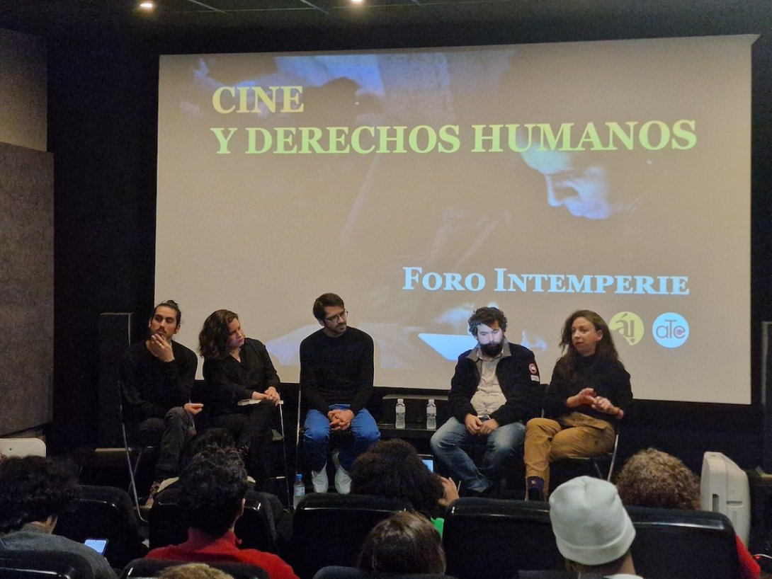 Fernando Fraguela, Katherine Bisquet, Lester Álvarez, José Luis Aparicio y Solveig Font en el primer Foro Intemperie.