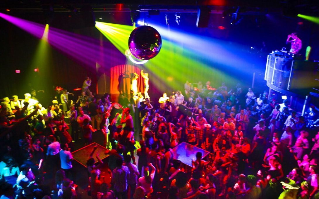 Discoteca latina en Madrid.