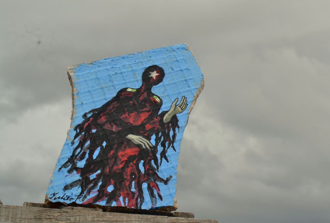 "El oficial que te atiende", de Yuilier P.