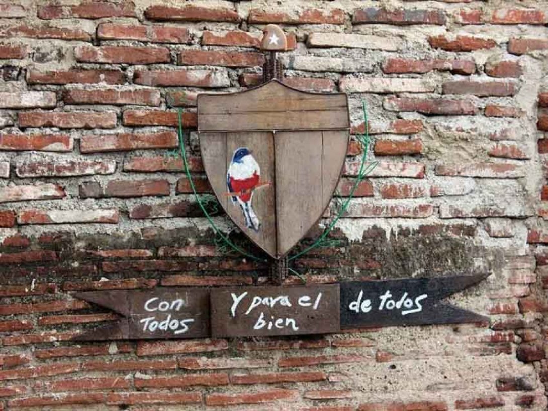 Escudo cubano hecho de hierro. Foto: Francis Sánchez