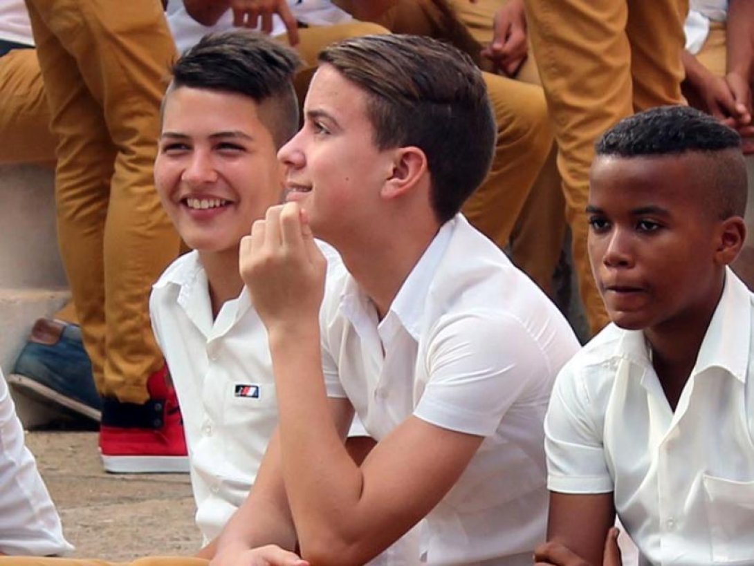Estudiantes de secundaria cubanos. Foto: Francis Sánchez