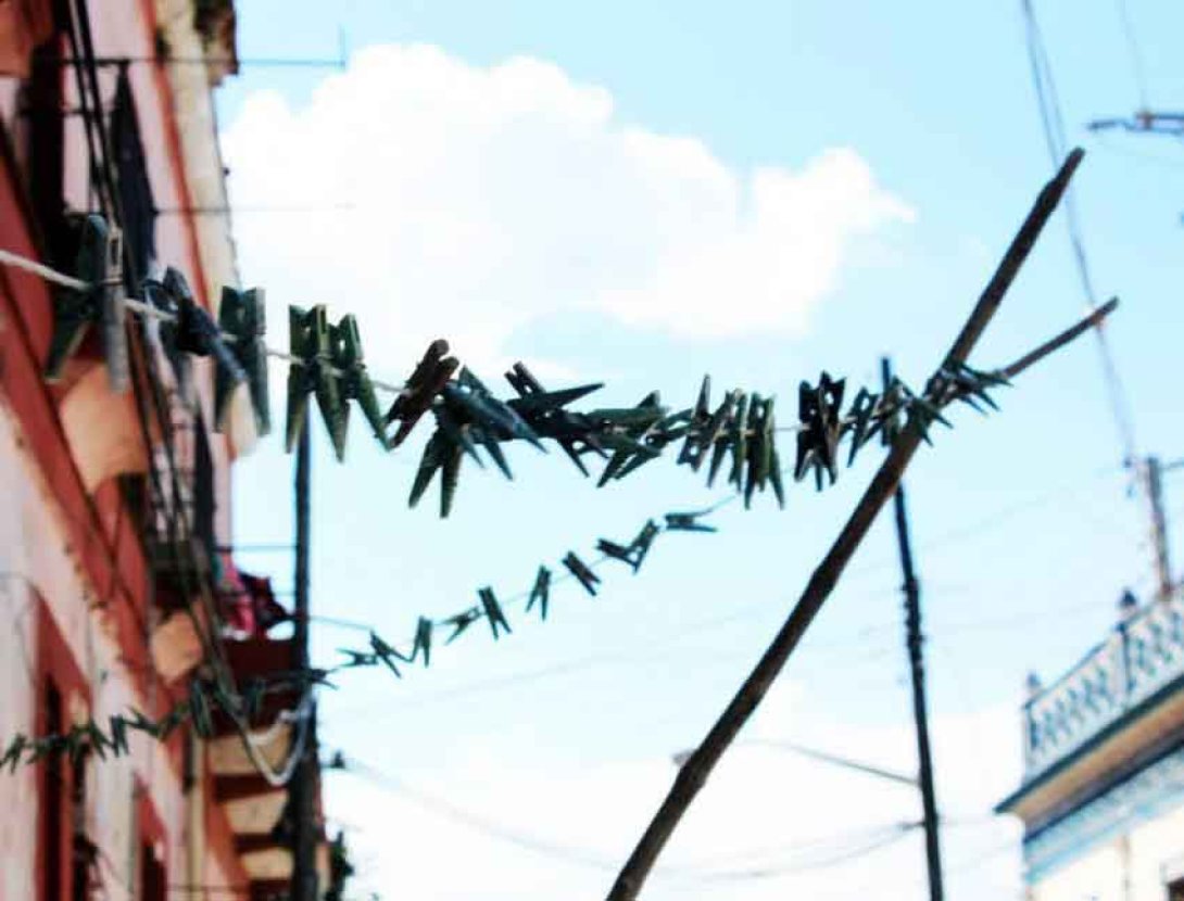 Tendederas sin ropa. Foto: Francis Sánchez