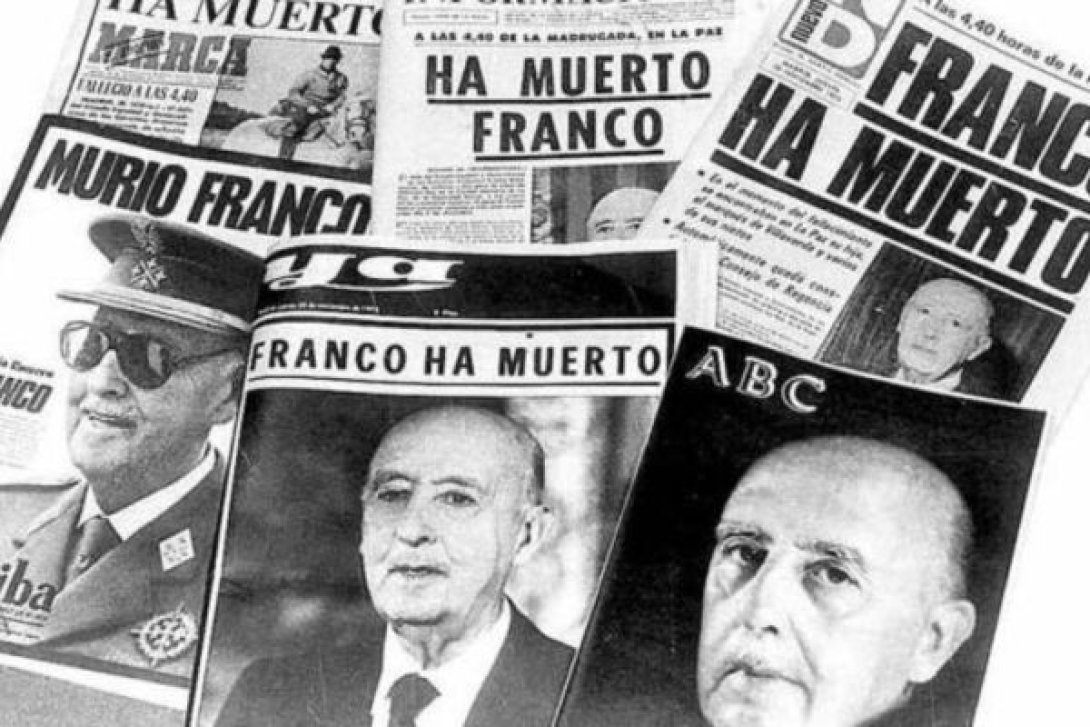 Periódicos españoles informando sobre la muerte de Francisco Franco.