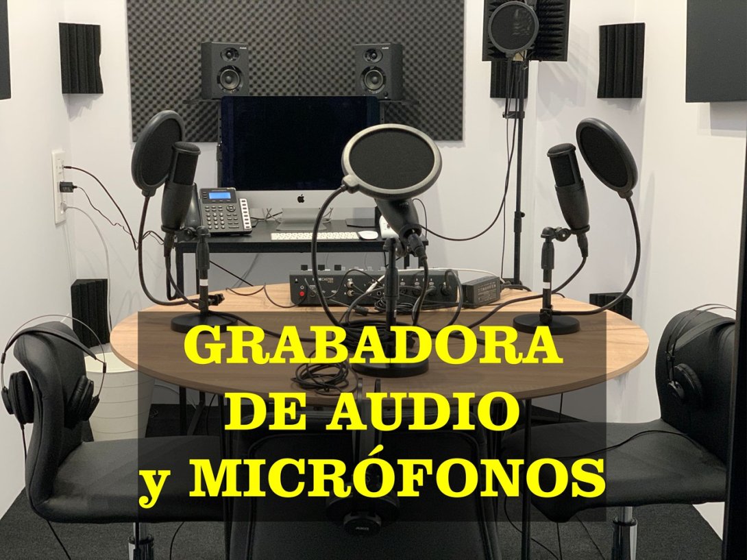 Grabadora de audio y micrófonos. Estudio de radio