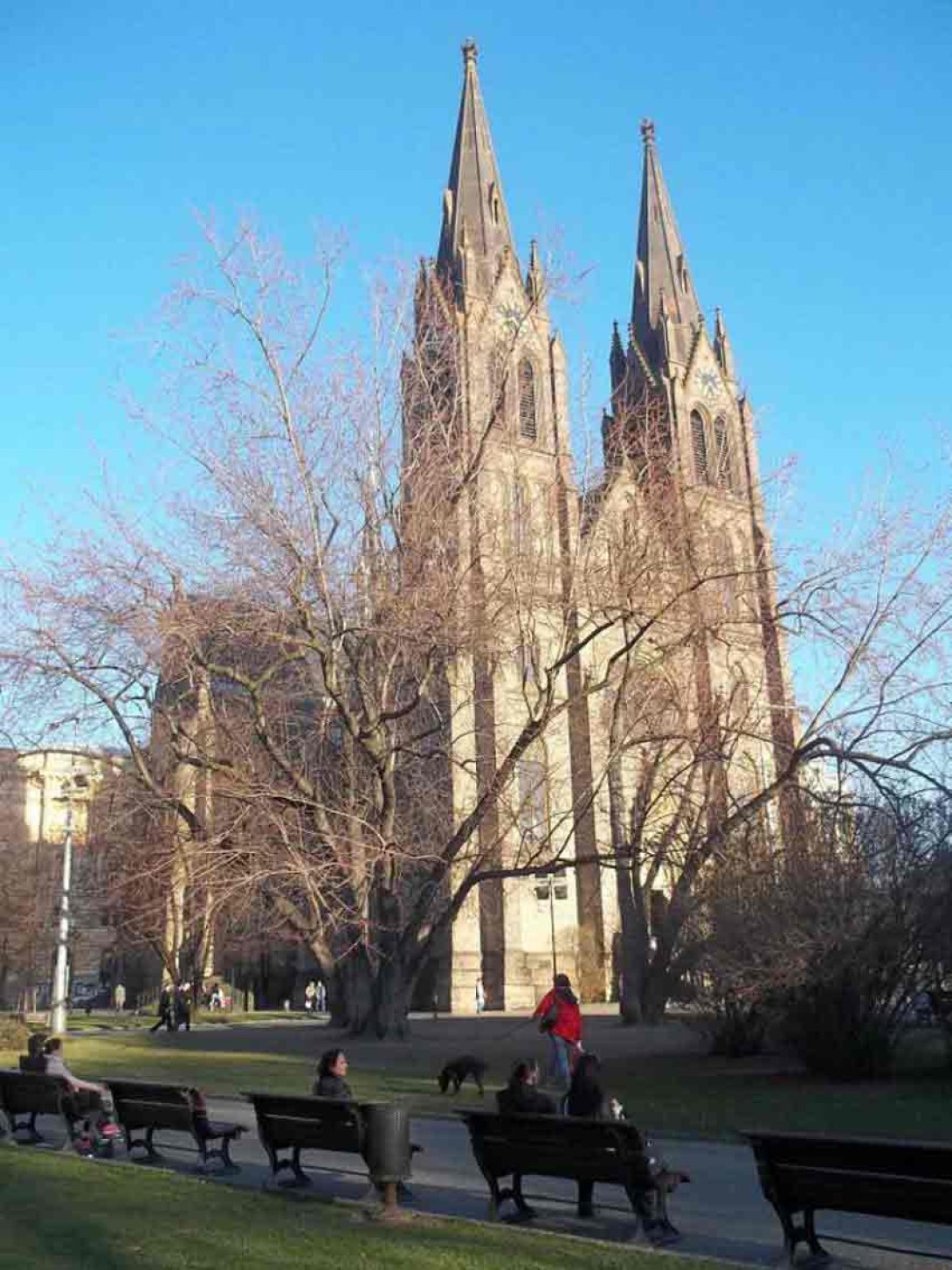Iglesia en Praga. Foto: Francis Sánchez
