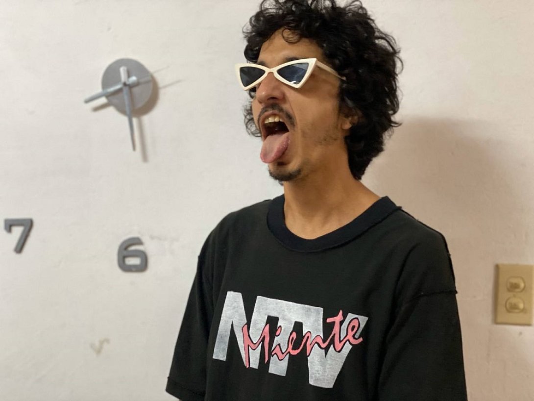 Artista: Julio Llópiz Casal