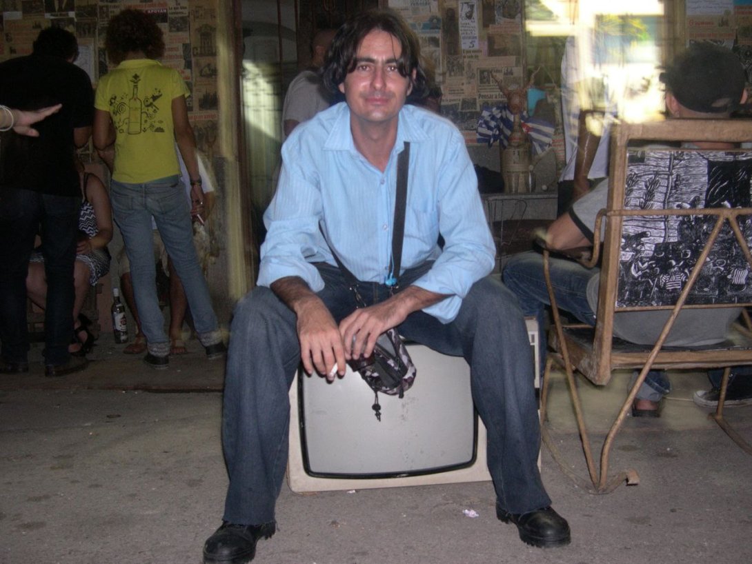 Artista cubano Kevin Beovides.