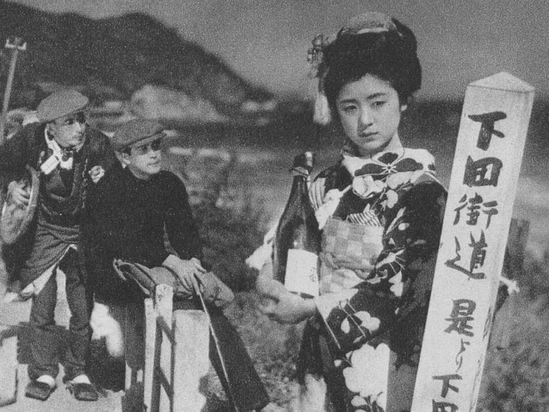 "La bailarina de Izu", dirigida por Heinosuke Gosho (1933), primera versión cinematográfica del cuento homónimo de Yasunari Kawabata. Fotograma. 
