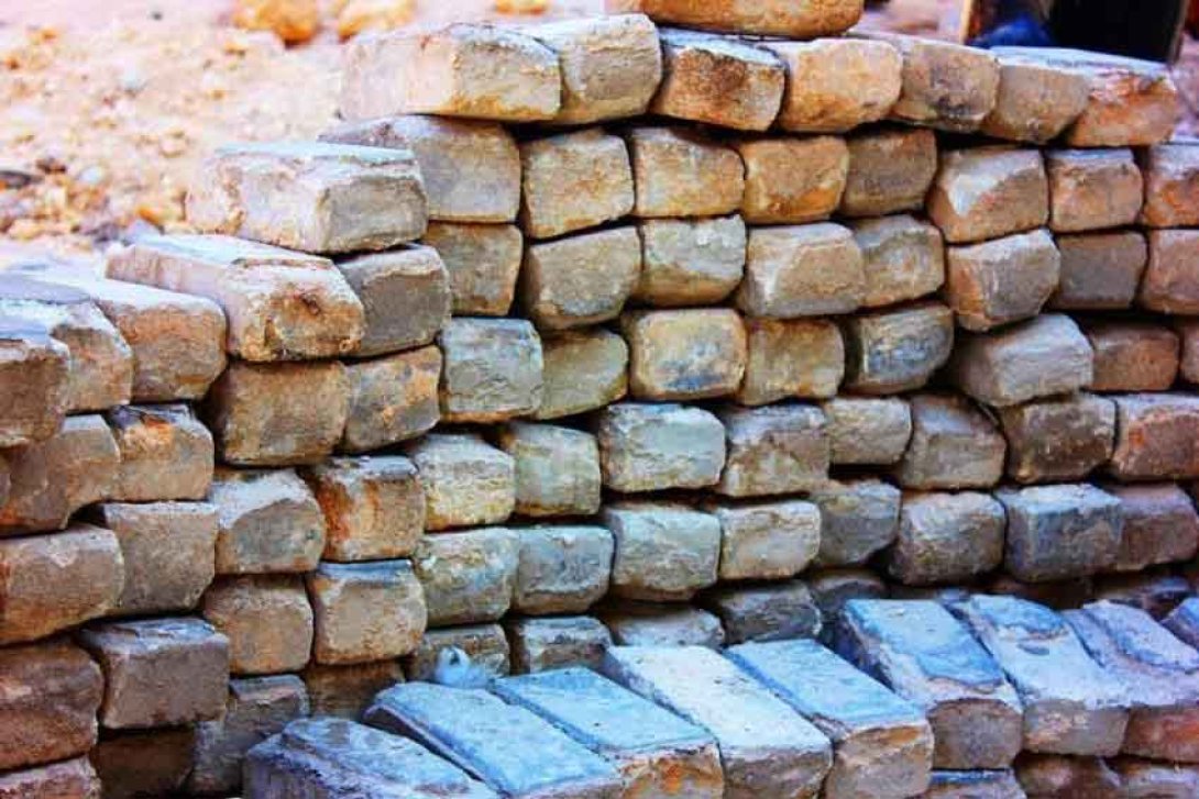 Pila de ladrillos. Foto: Francis Sánchez