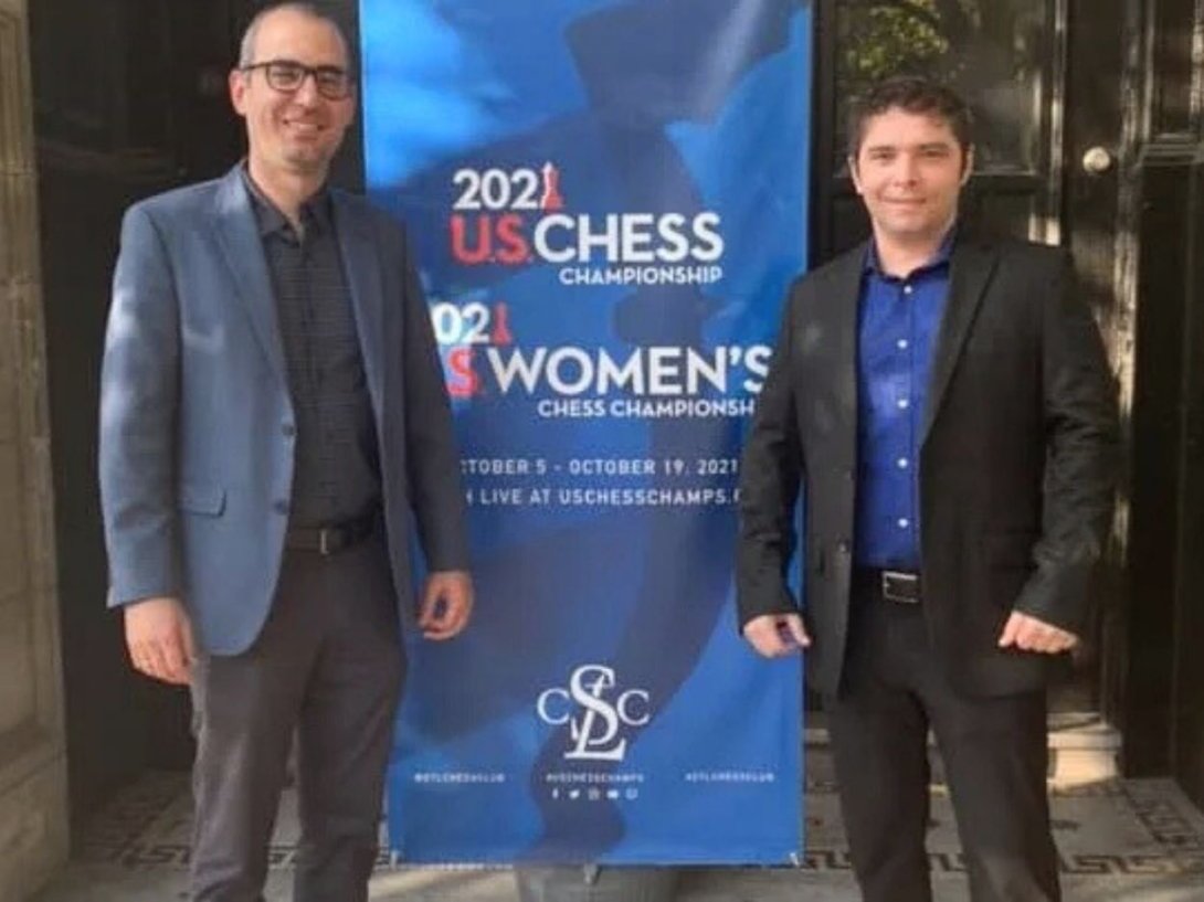 Los Grandes Maestros de Ajadrez cubanos Lenier Domínguez y Lázaro Bruzón en el Campeonato de Ajedrez de Estados Unidos de 2021.