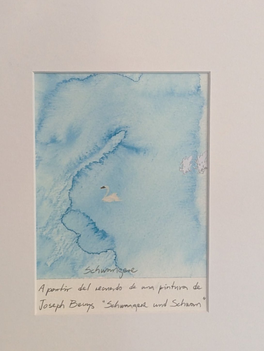Obra de arte de Lester Álvarez, manchas de tinta azul y cisne. Dibujo