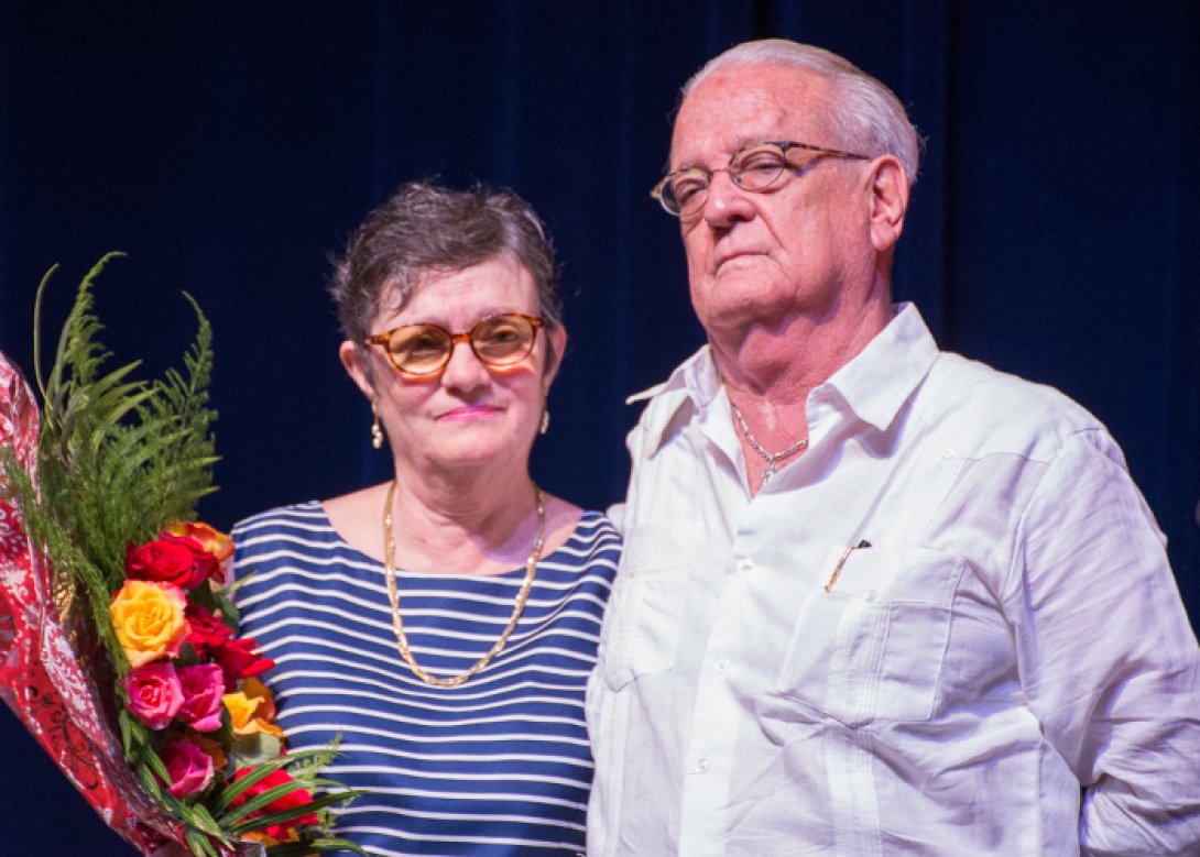 Luis Álvarez junto a Olga García Yero.