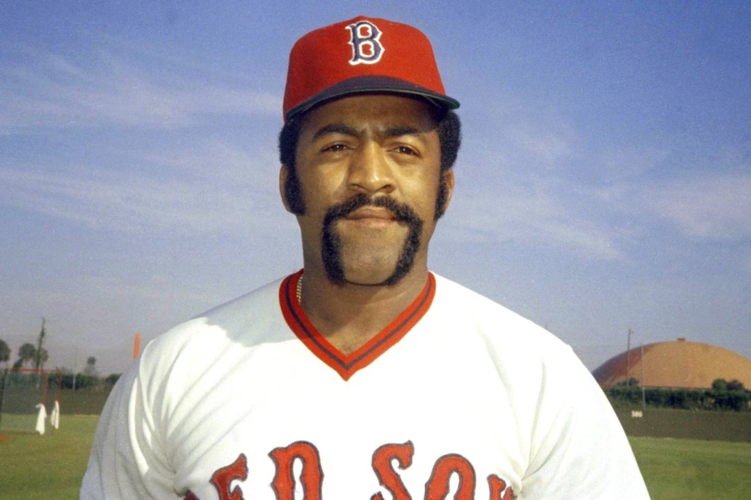 El pelotero cubano Luis Tiant.