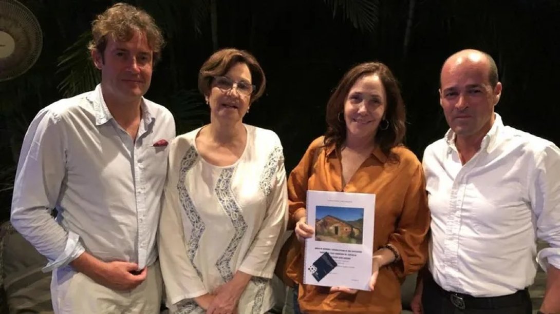 De izquierda a derecha: Antonio Sobrado, María Teresa "Marité" López, Mariela Castro y Jaime López (2018)