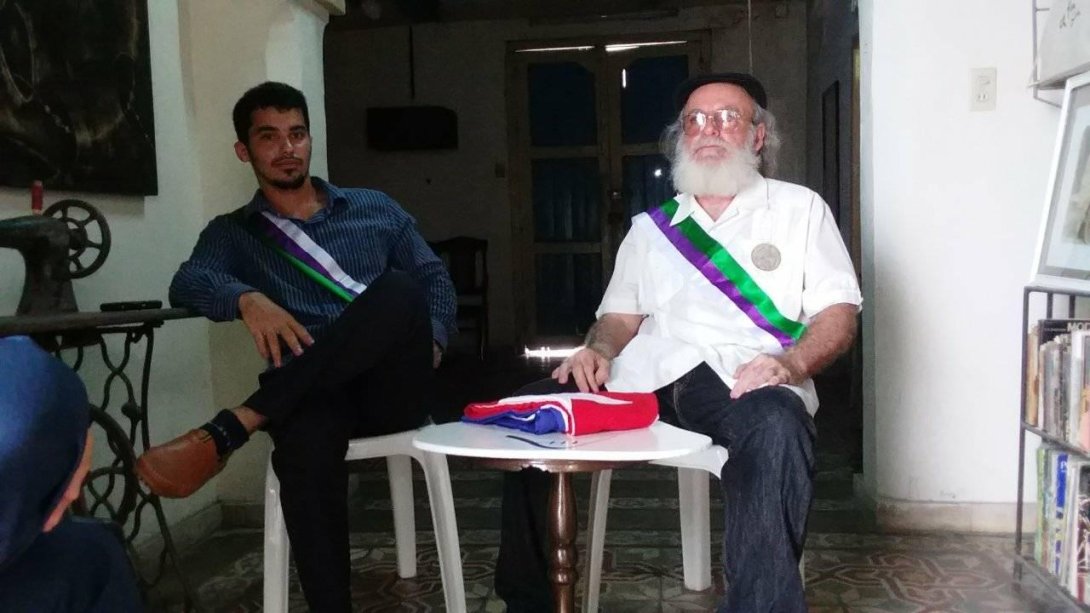Mario Félix y Rafael Almanza, durante la presentación del poemario "Corolarios".