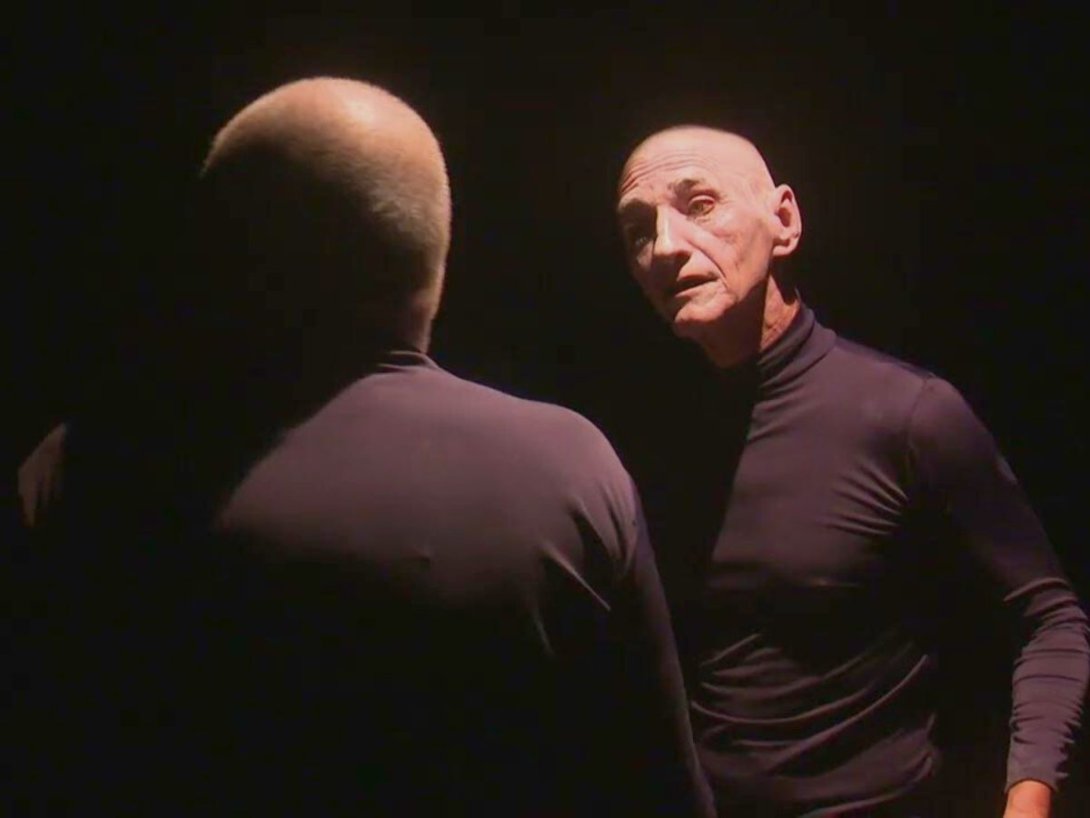 "El mundo del armario", obra de Teatro del Espacio Interior, Camagüey, Cuba (2025).