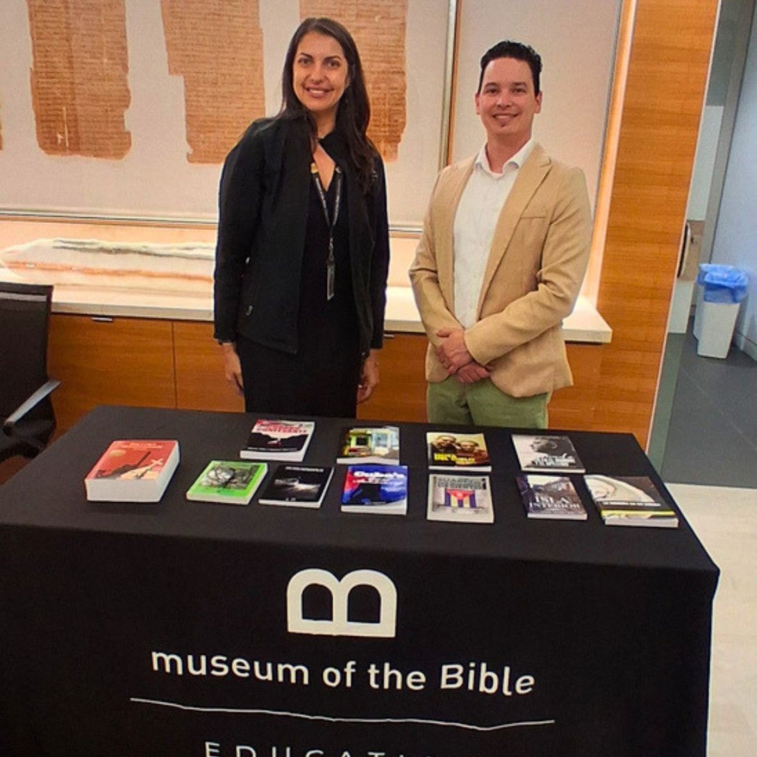 Yoe Suárez en el Museo de la Biblia, en Washington D.C. (agosto de 2026).