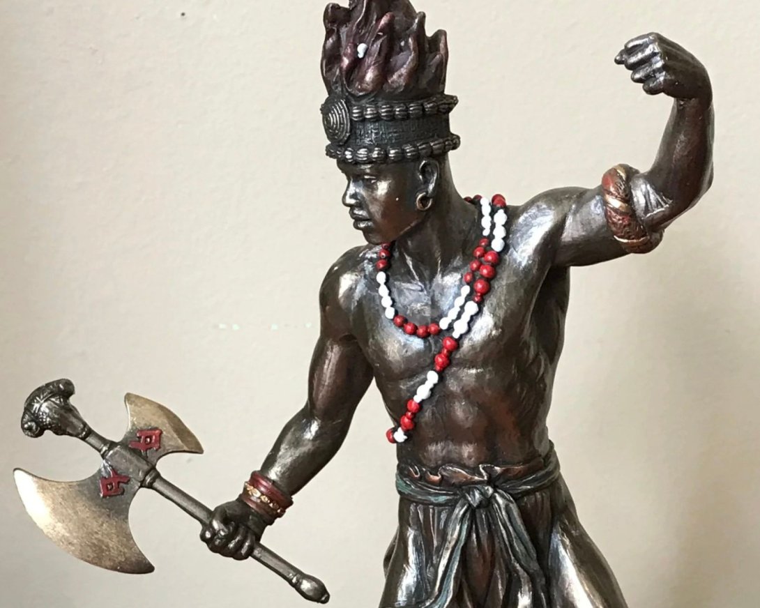 Figura del orisha Changó.