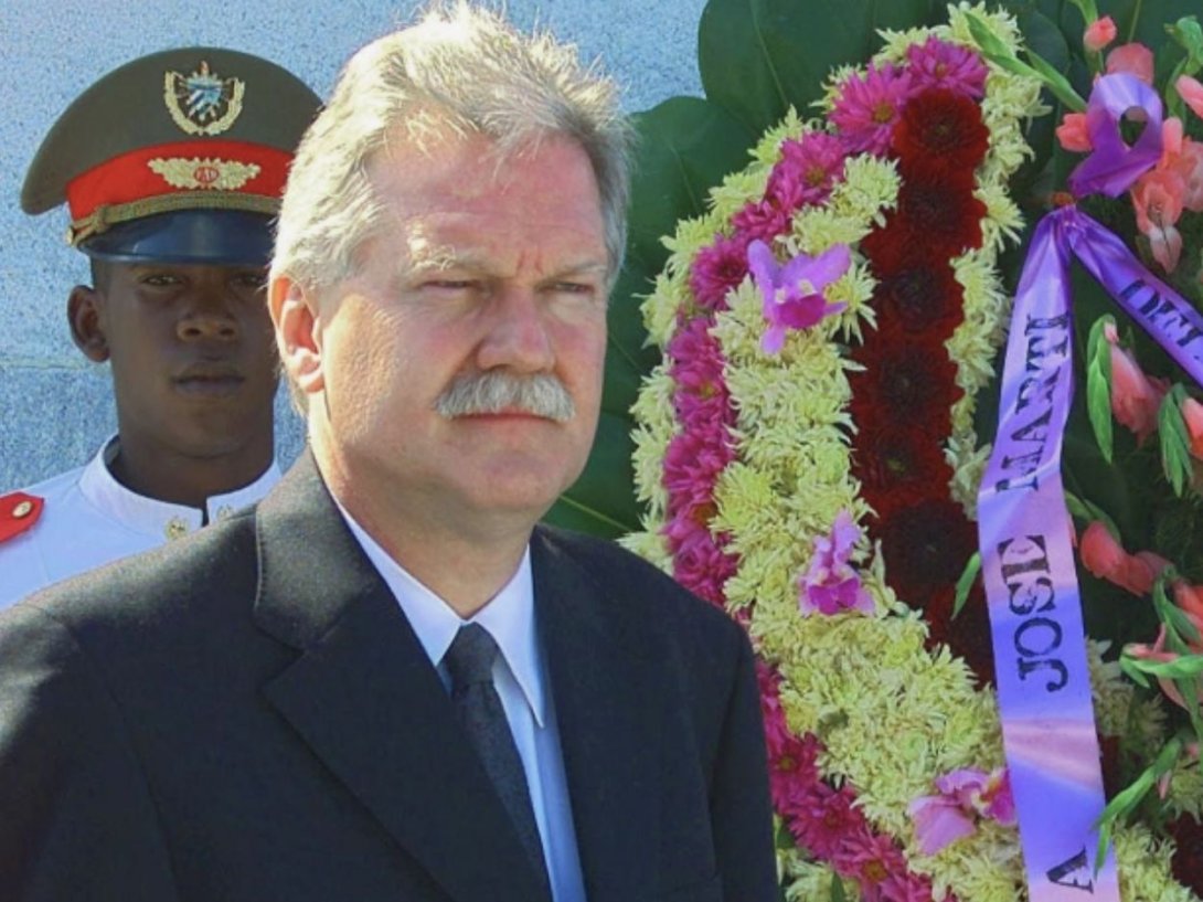 Ricardo Pascoe, durante su período como embajador de México en Cuba (2001).