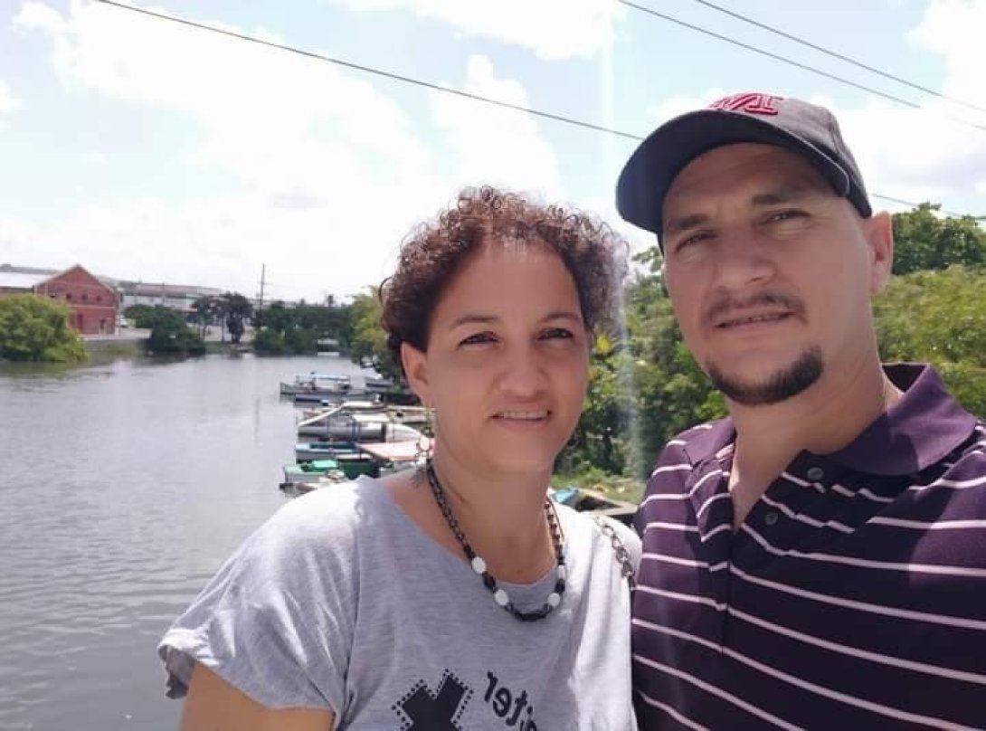 Pastor Yéremi Blanco y su esposa Adelys Rodríguez. 