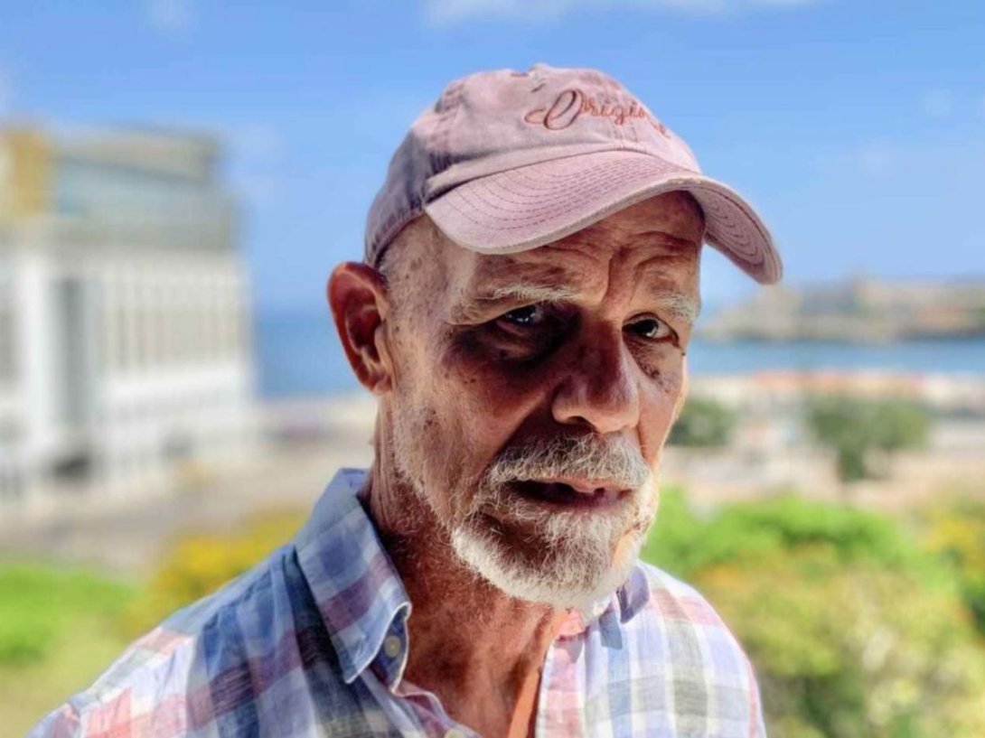 El escritor cubano Pedro Juan Gutiérrez.