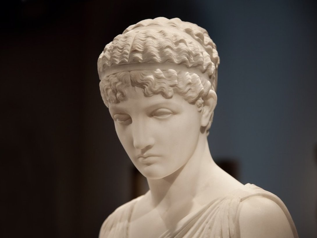 Cabeza de una escultura que representa al personaje Penélope. 