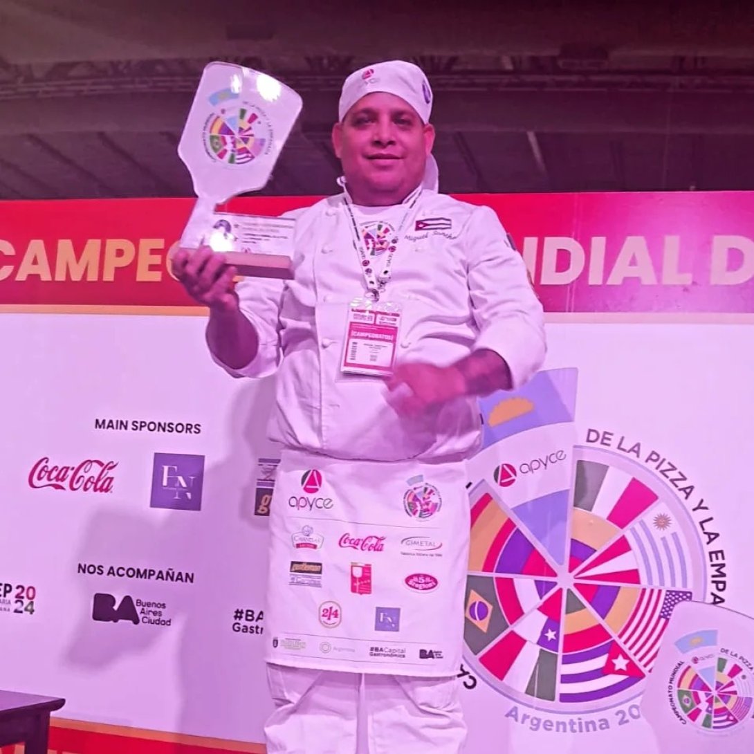 Miguel Sánchez, pizzero cubano galardonado como el segundo mejor dle mundo.